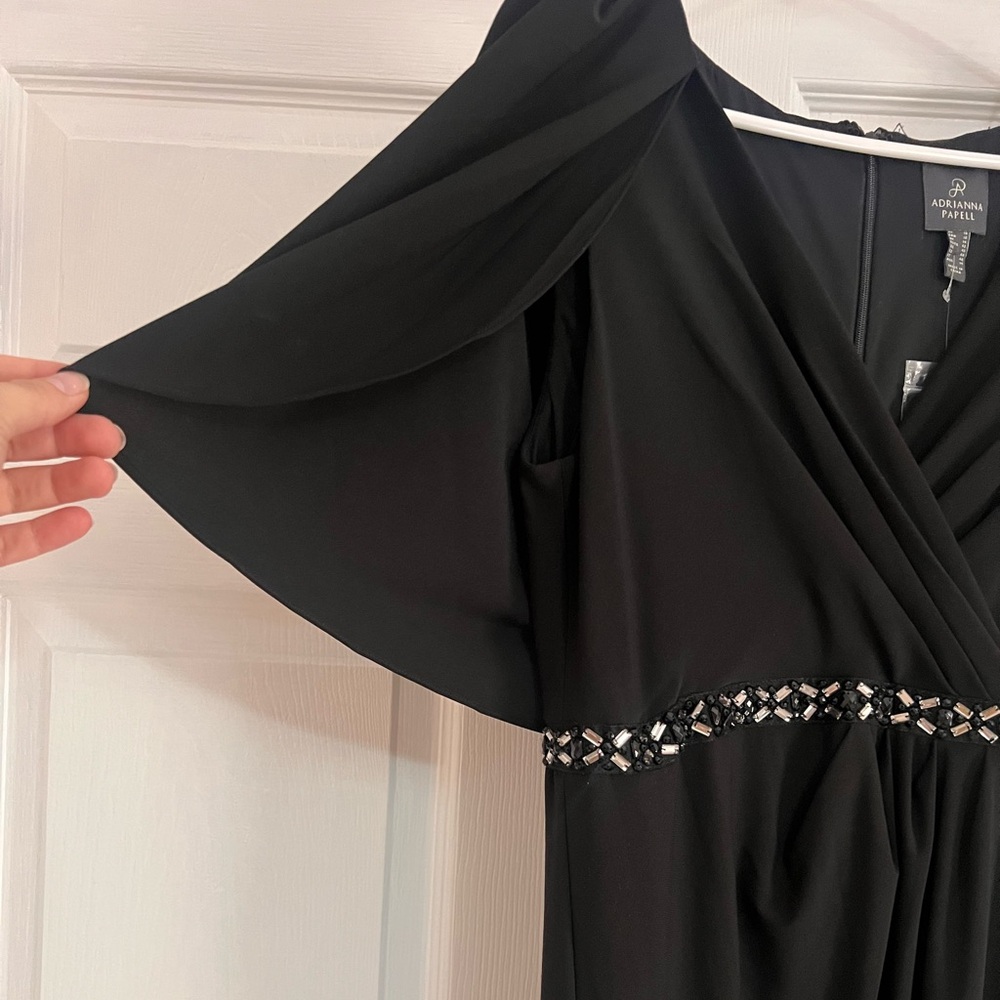 Beautiful elegant  black dress. Size 10. Adrianna Papell. New dress!!